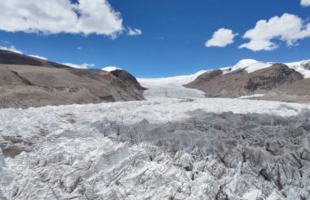 西藏自治區冰川保護條例 regulation on glacier protection in the Xizang Autonomous Region